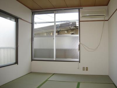 ベッドルーム