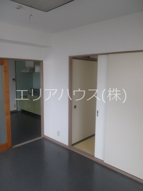 その他27