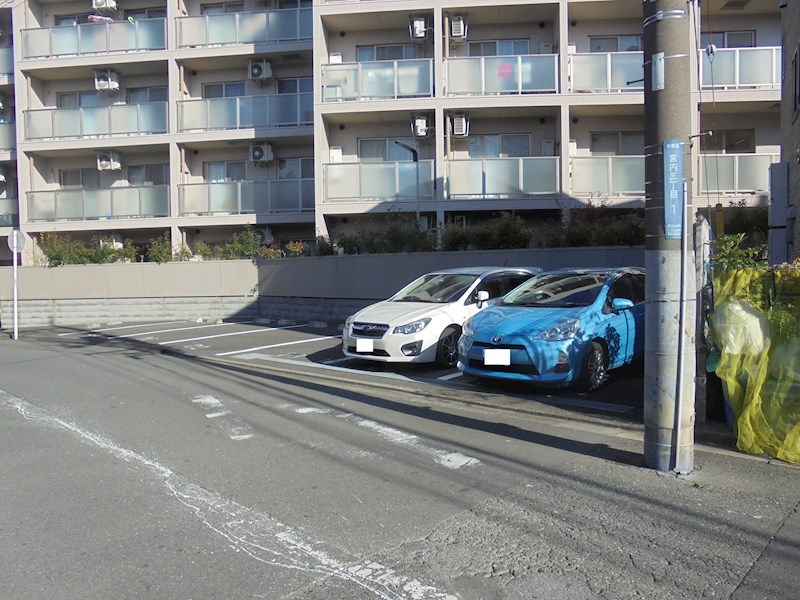 神奈川県川崎市中原区宮内３丁目 駐車場