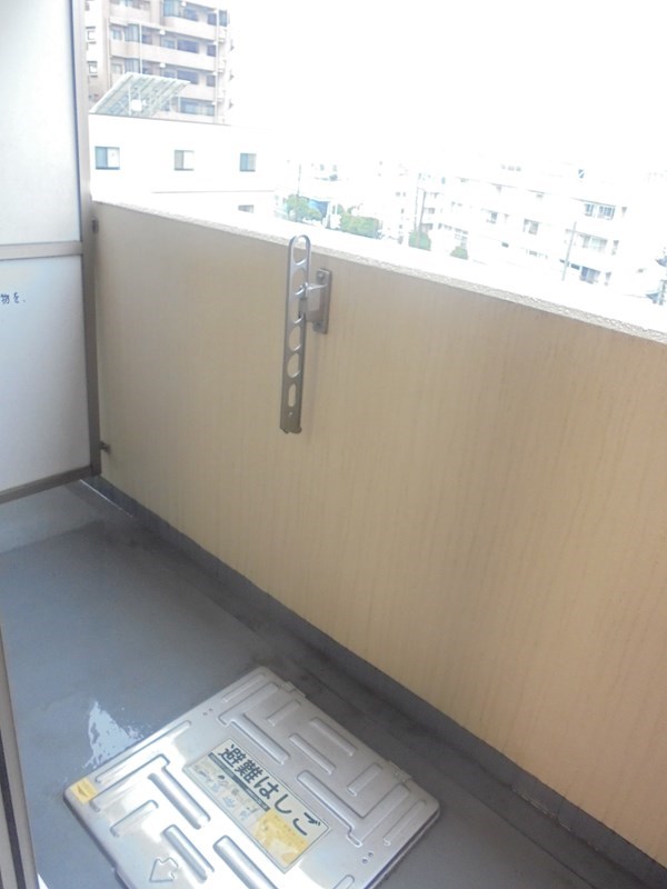 神奈川県川崎市中原区木月２丁目 ベランダ