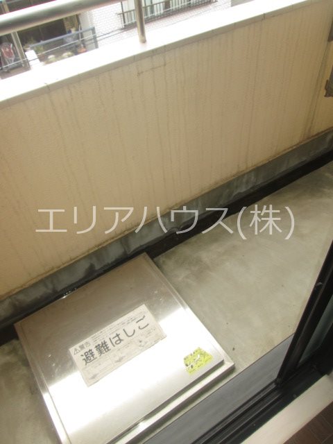 神奈川県川崎市中原区木月３丁目 ベランダ