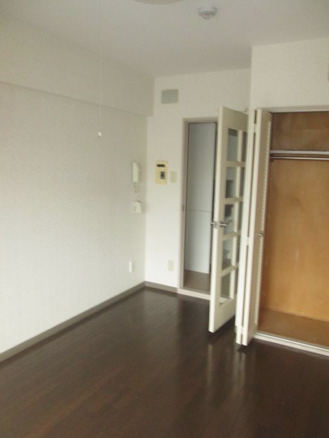 神奈川県川崎市中原区木月３丁目 リビング