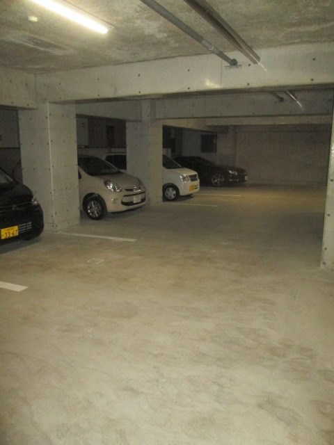 神奈川県川崎市中原区苅宿 駐車場