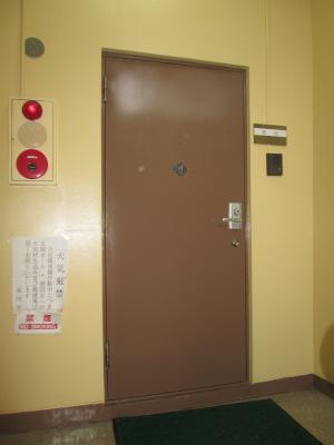 神奈川県川崎市中原区井田１丁目 玄関