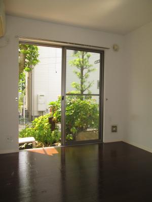 神奈川県川崎市中原区木月住吉町 リビング