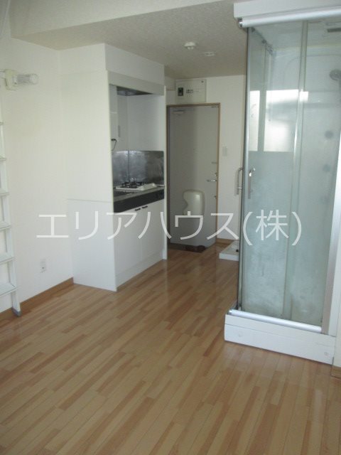 神奈川県川崎市中原区木月住吉町 リビング