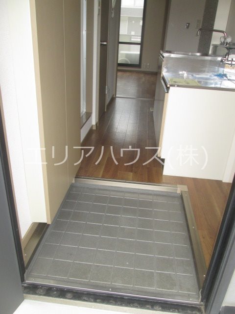 神奈川県川崎市中原区下小田中３丁目 玄関