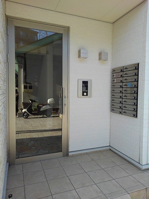神奈川県川崎市高津区末長１丁目 エントランス