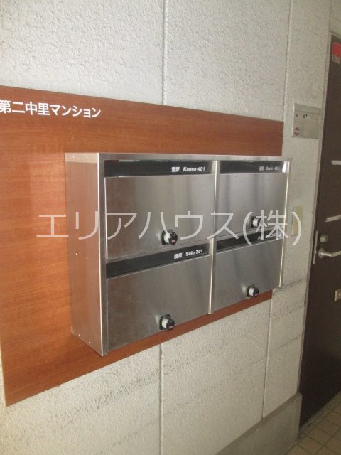 神奈川県川崎市中原区苅宿 エントランス