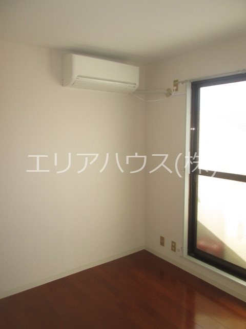 神奈川県川崎市中原区苅宿 リビング