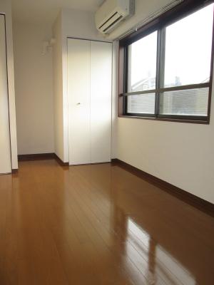神奈川県川崎市中原区木月伊勢町 リビング