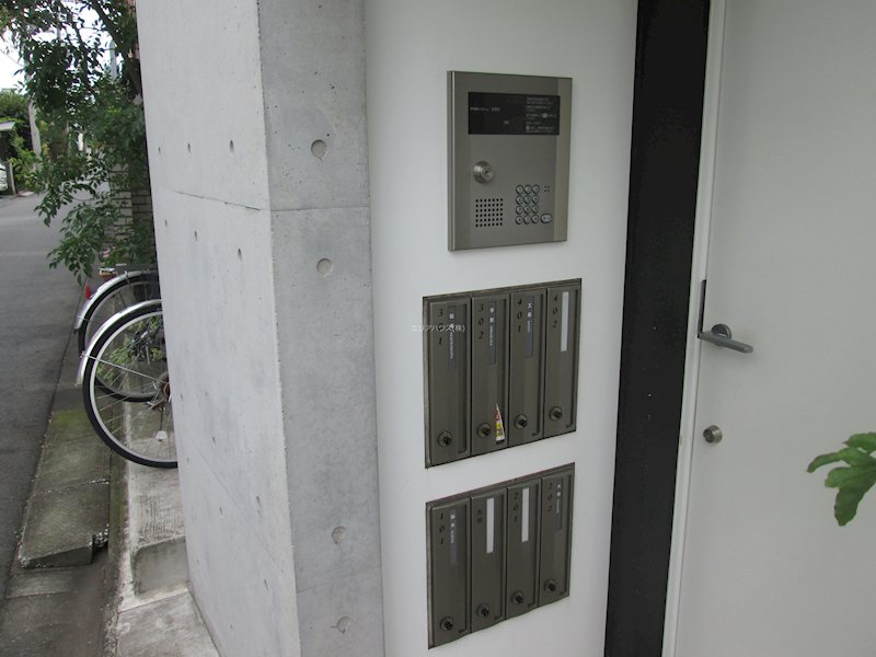神奈川県川崎市中原区苅宿 玄関