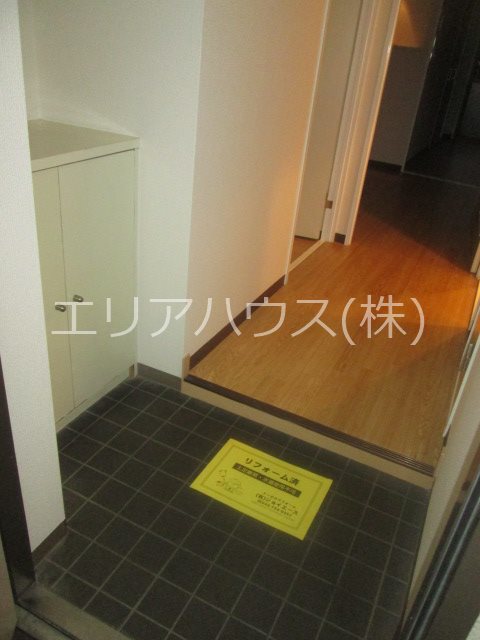 神奈川県川崎市中原区下小田中６丁目 玄関