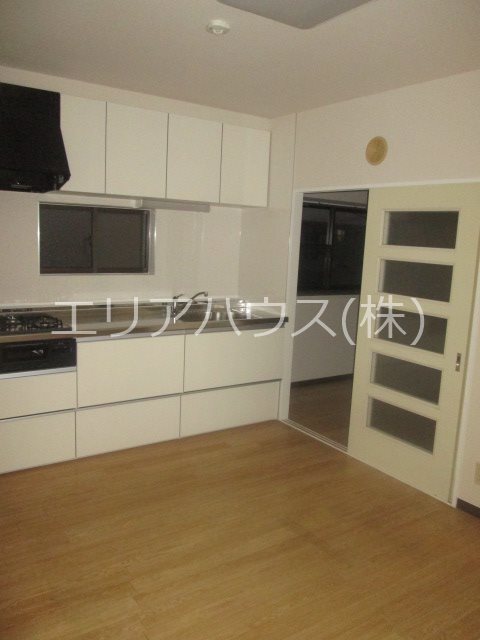 神奈川県川崎市中原区下小田中６丁目 リビング