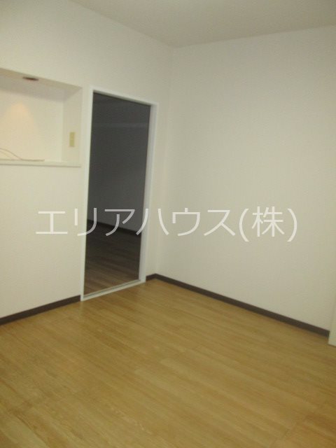 神奈川県川崎市中原区下小田中６丁目 リビング