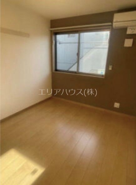 神奈川県川崎市中原区井田２丁目 リビング