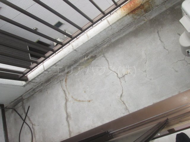 神奈川県川崎市中原区井田中ノ町 ベランダ