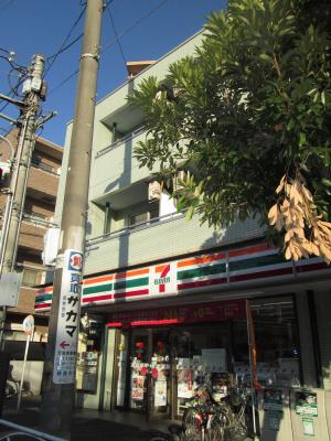 神奈川県川崎市中原区木月４丁目 コンビニ