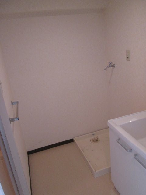 神奈川県川崎市中原区井田中ノ町 洗面所