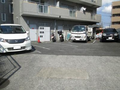 神奈川県川崎市中原区井田中ノ町 駐車場