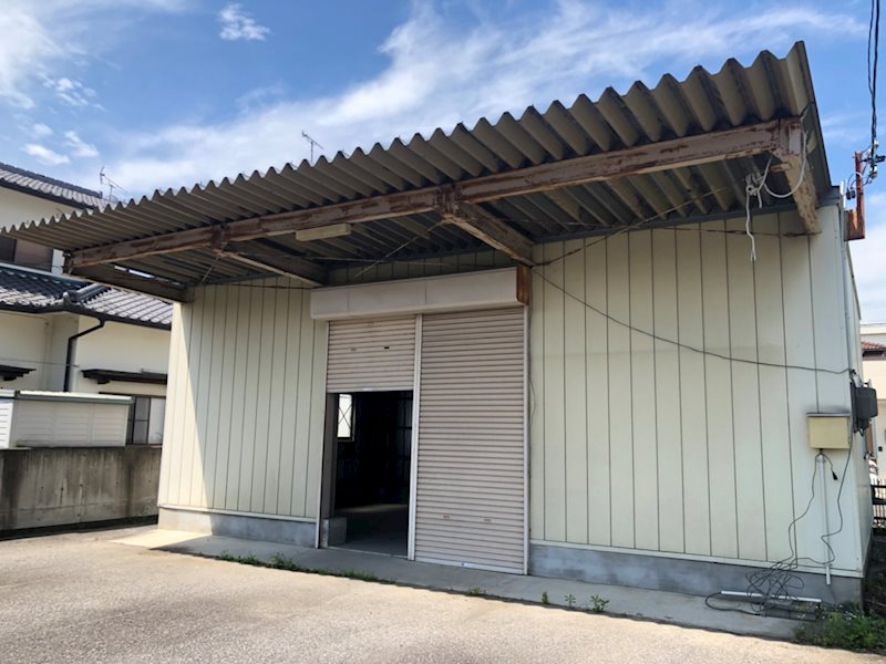 鉄骨倉庫約20坪