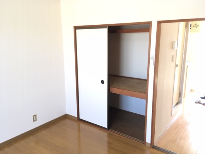 セジュールハイツ 収納