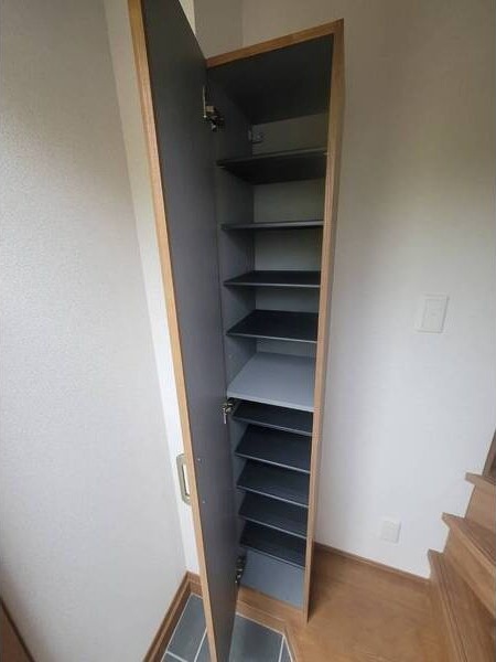 ib(アイビー) 玄関