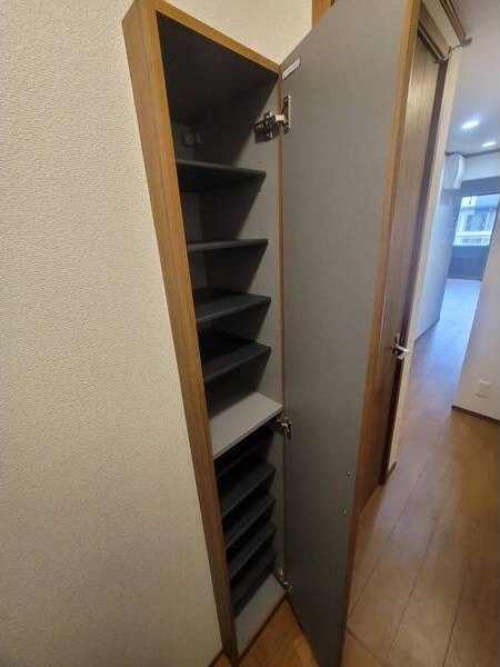 ib(アイビー) 玄関