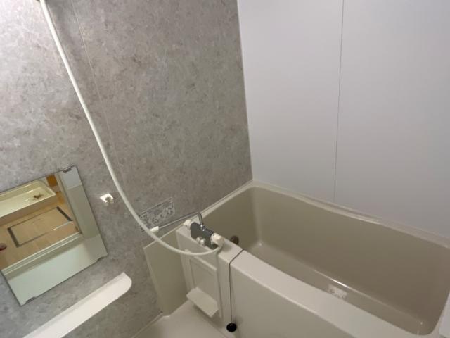 スール　ユー 風呂画像