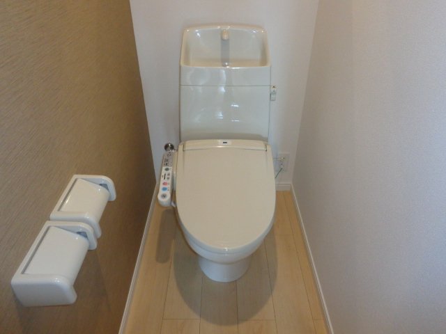 ヴィレッジ大倉 トイレ