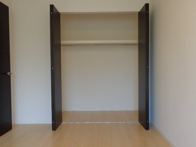 ヴィレッジ大倉 収納