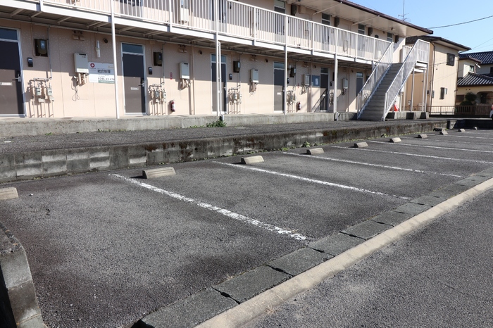 セジュールハイツ 駐車場