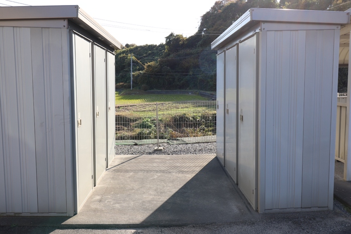 メゾンあかり 駐車場