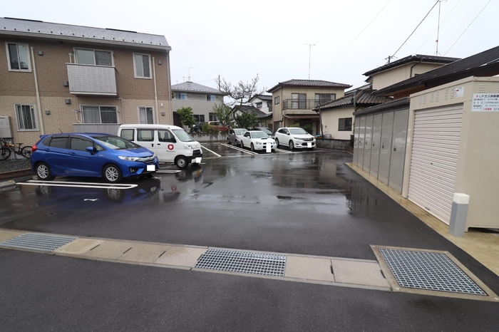 サンポート 駐車場