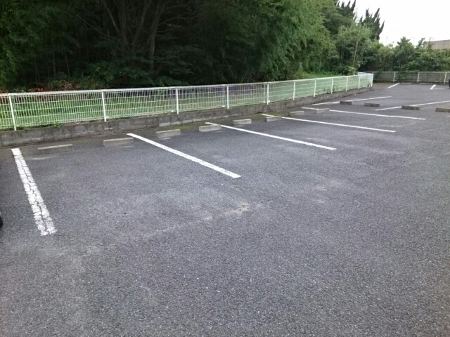 Ｋビレッジ 駐車場