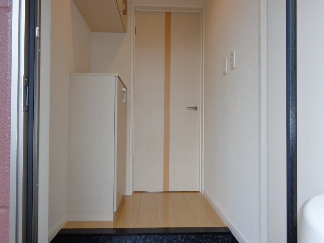 サンディアコート出口 玄関