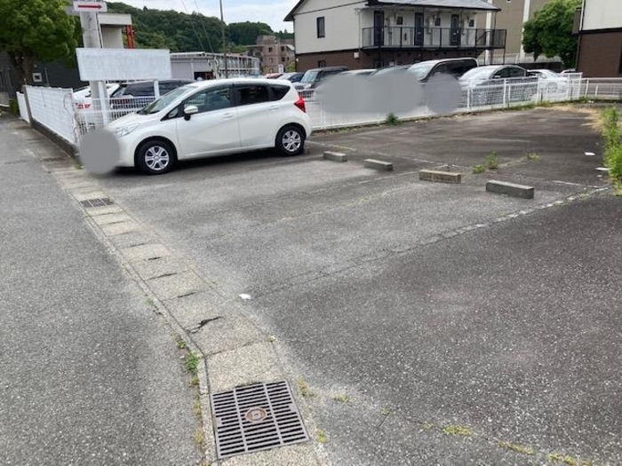 ツカサハイツ 駐車場