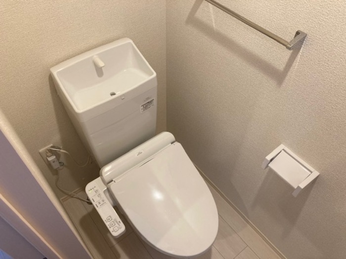 IDEAL トイレ
