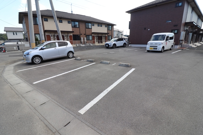 アルシオンＣ 駐車場