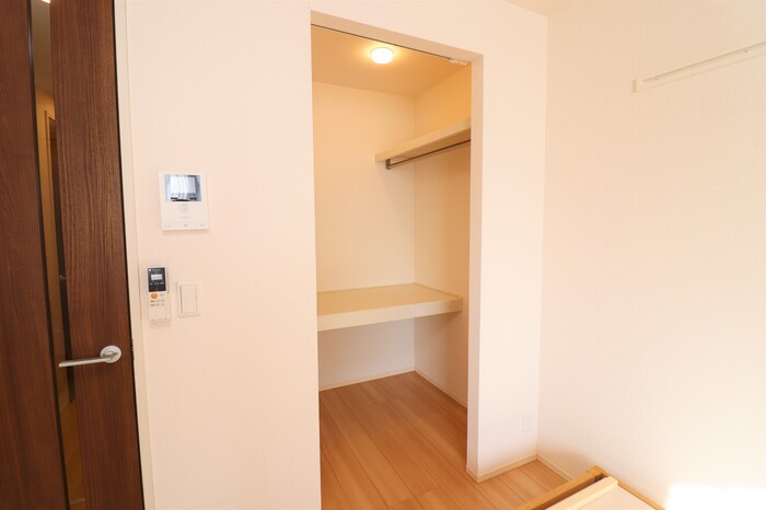 プレザントヒルズ　Ａ 収納