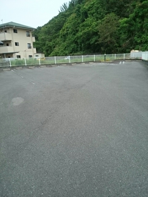 クレメント 駐車場