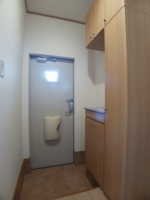 アルバーダ 玄関