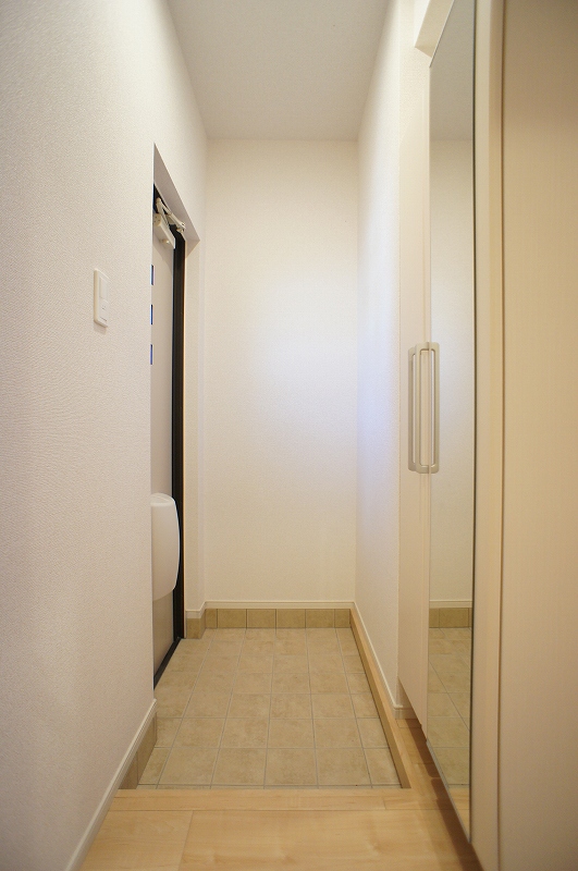 グランディール　レレーユ 玄関