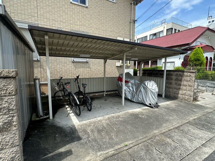 サンライズ 駐車場