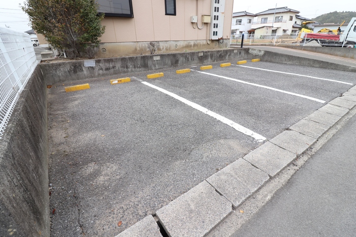 サンハイム　Ｂ 駐車場
