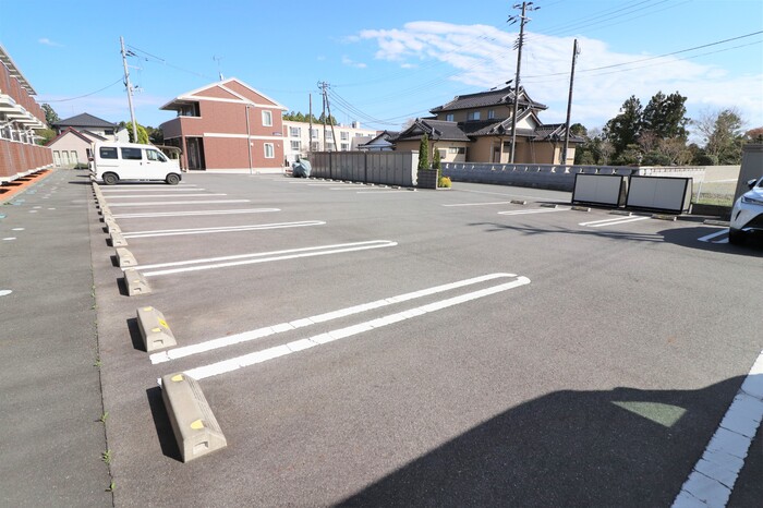 アーバンヒルズⅡ　Ａ 駐車場