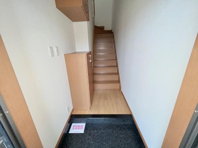 アリス 玄関
