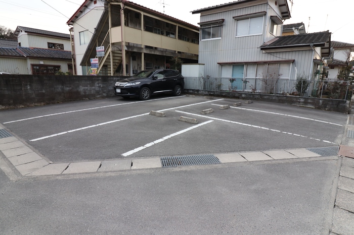 ガルテン 駐車場