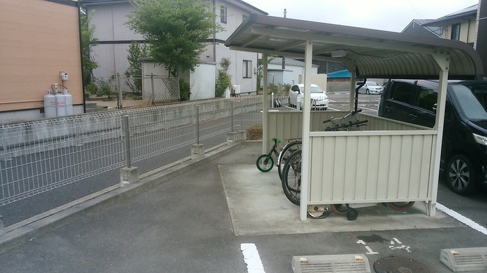 アズール　Ｃ 駐車場