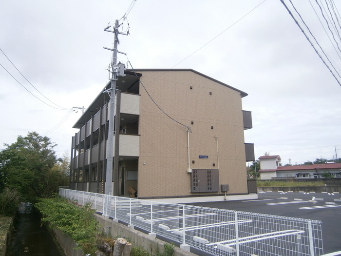 ヴィラパティオＣ 駐車場